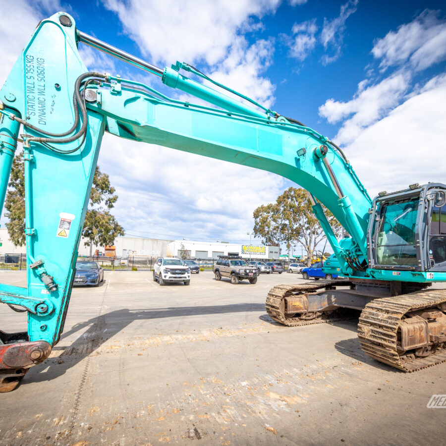 KOBELCO SK500LC-9 EXCAVATOR
