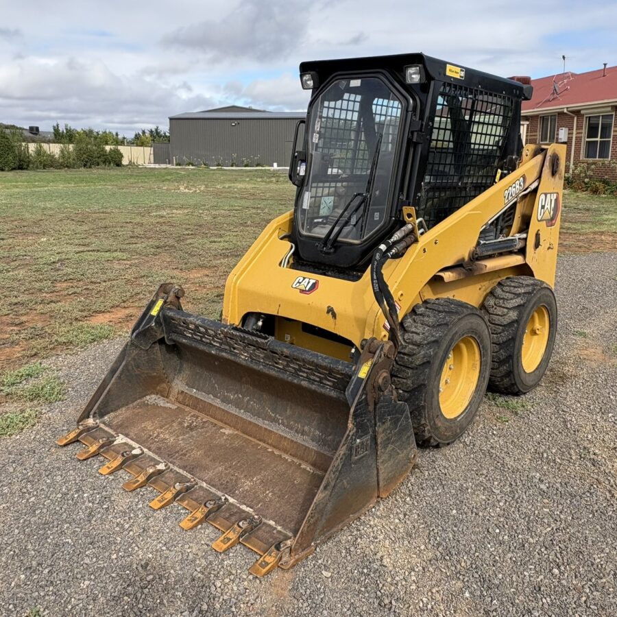 CATERPILLAR 226B3 SKID STEER