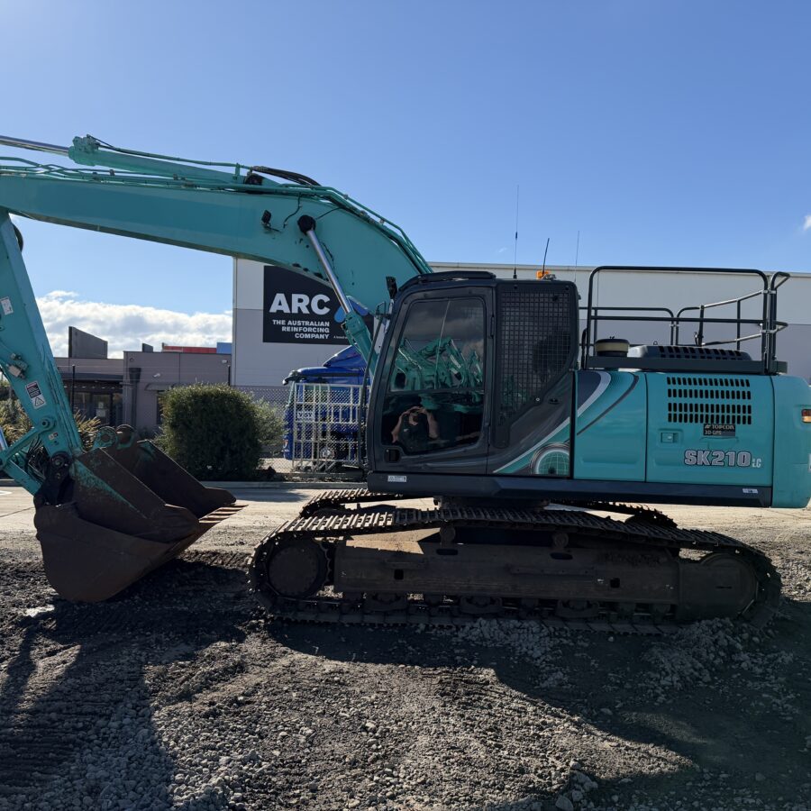 KOBELCO SK210LC-10 EXCAVATOR