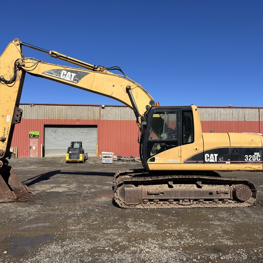 CATERPILLAR 320C EXCAVATOR