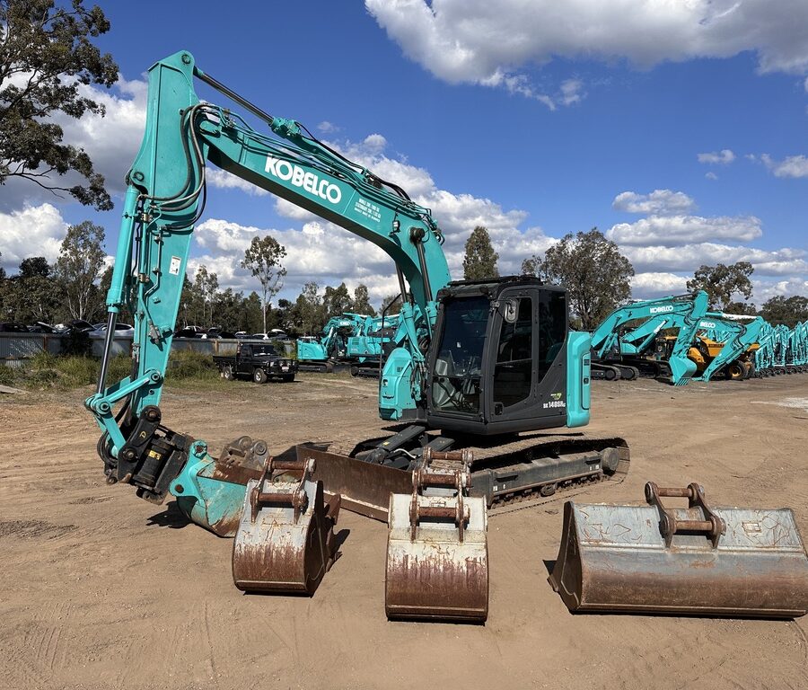 KOBELCO SK140SRLC-7 EXCAVATOR
